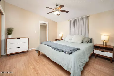 327 E Monte Way, Phoenix, AZ 85042 photo 17