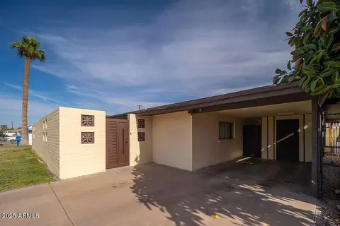 327 E Monte Way, Phoenix, AZ 85042 photo 7