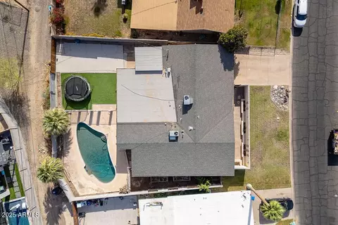 327 E Monte Way, Phoenix, AZ 85042 photo 3