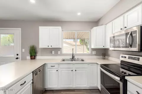 2302 E Monte Cristo Ave, Phoenix, AZ 85022 photo 8
