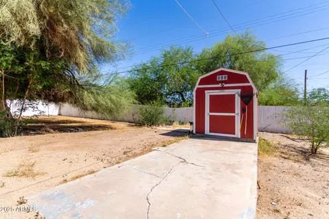 Exterior - 511 E Purdue Ave, Phoenix, AZ 85020 photo 3 of 5
