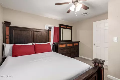 Bedroom - 511 E Purdue Ave, Phoenix, AZ 85020 photo 1 of 3