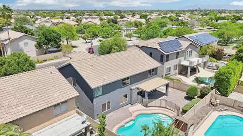 View/Area - 553 E Baylor Ln, Gilbert, AZ 85296 photo 3 of 4