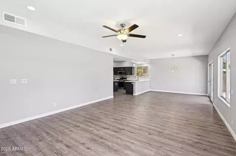 Living - 553 E Baylor Ln, Gilbert, AZ 85296 photo 3 of 6