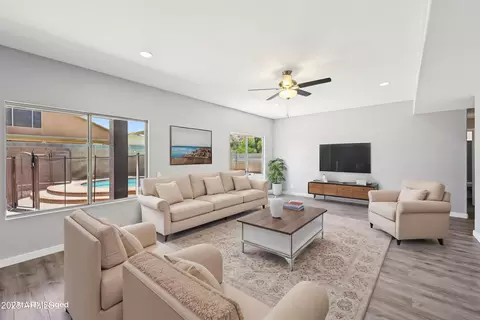 Living - 553 E Baylor Ln, Gilbert, AZ 85296 photo 5 of 6