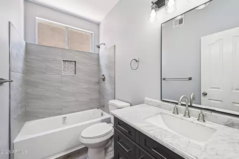 Bath - 553 E Baylor Ln, Gilbert, AZ 85296 photo 1 of 5