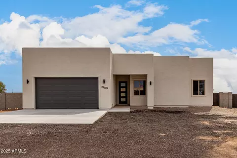 30491 N 235th Dr, Wittmann, AZ 85361