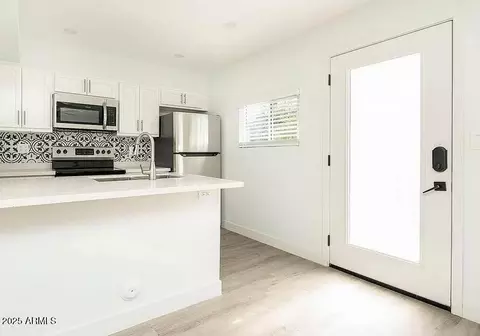4450 N Longview Ave, Phoenix, AZ 85014 photo 3