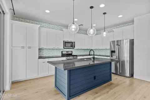 Kitchen - 9727 E Torino Ave, Mesa, AZ 85212 photo 3 of 7