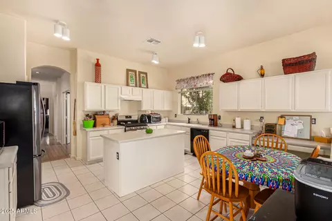 Kitchen - 115 E Spur Ave, Gilbert, AZ 85296 photo 4 of 4