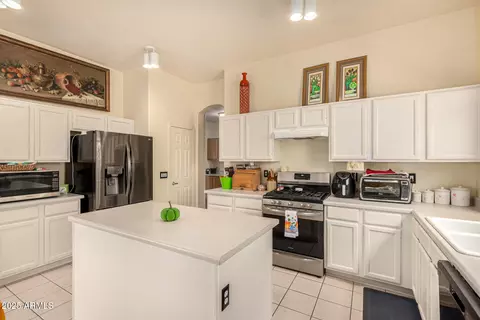 Kitchen - 115 E Spur Ave, Gilbert, AZ 85296 photo 1 of 4