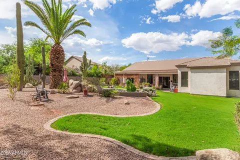 Exterior - 115 E Spur Ave, Gilbert, AZ 85296 photo 4 of 9