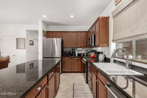2048 S Martingale Rd, Gilbert, AZ 85295 photo 19