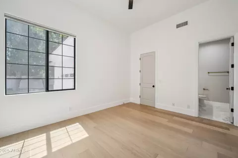 210 E Cactus Wren Dr, Phoenix, AZ 85020 photo 17