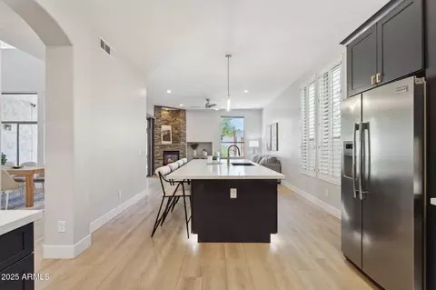 Kitchen - 3202 E Orange Dr, Phoenix, AZ 85018 photo 4 of 4