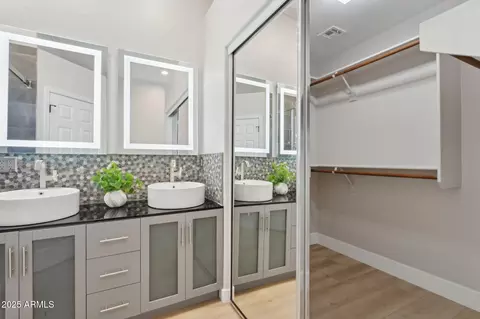 Other - 3202 E Orange Dr, Phoenix, AZ 85018 photo 6 of 15