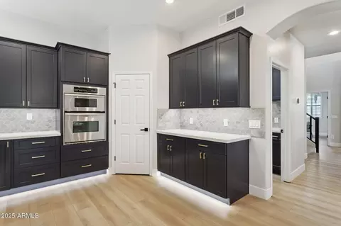 Other - 3202 E Orange Dr, Phoenix, AZ 85018 photo 3 of 15