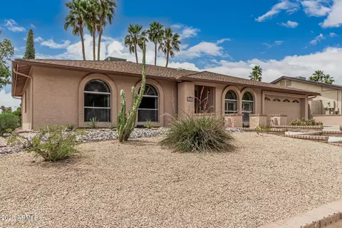 Exterior - 4229 E Pearce Rd, Phoenix, AZ 85044 photo 2 of 9