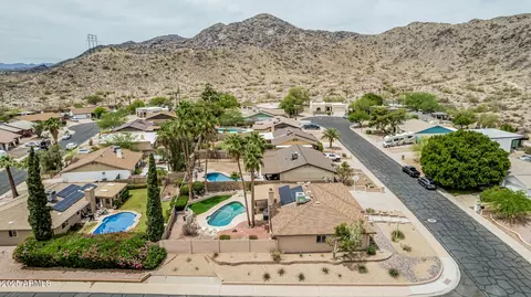 View/Area - 4229 E Pearce Rd, Phoenix, AZ 85044 photo 6 of 10
