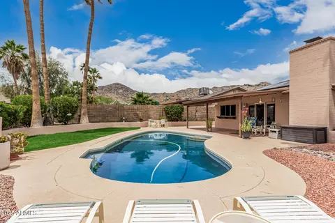 Exterior - 4229 E Pearce Rd, Phoenix, AZ 85044 photo 3 of 9