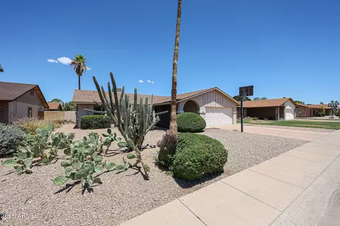 10858 E Sahuaro Dr, Scottsdale, AZ 85259