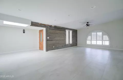 Living - 35019 N Central Ave, Phoenix, AZ 85086 photo 2 of 8