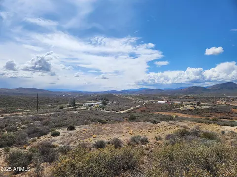 11830 E Meadow Dr #C, Mayer, AZ 86333