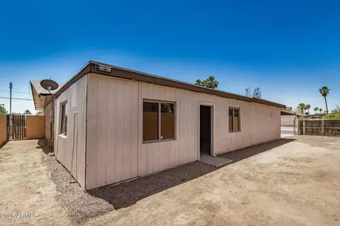 Exterior - 6430 W Thomas Rd, Phoenix, AZ 85033 photo 4 of 4