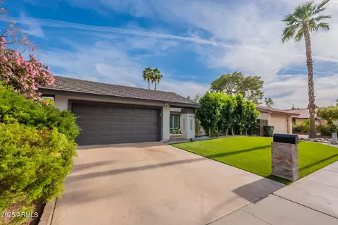 963 E Lobster Trap Ln, Tempe, AZ 85283