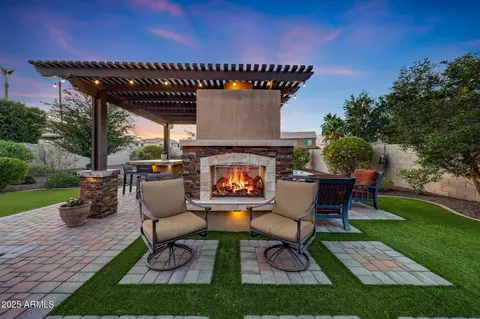 7230 W Pershing Ave, Peoria, AZ 85381