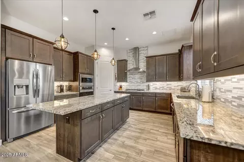 6503 E Bluefield Ave, Phoenix, AZ 85054