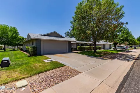 12719 W Ashwood Dr, Sun City West, AZ 85375