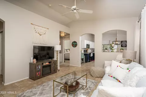 3098 E Stottler Dr, Gilbert, AZ 85296 photo 4