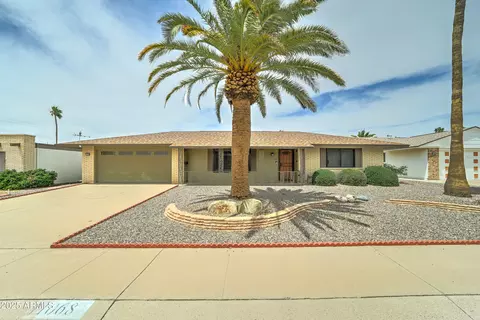 11068 W Winchester Dr, Sun City, AZ 85351