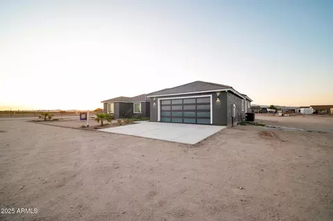 22548 W Huntington Dr, Buckeye, AZ 85326