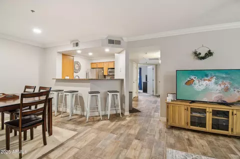 2025 E Campbell Ave #107, Phoenix, AZ 85016