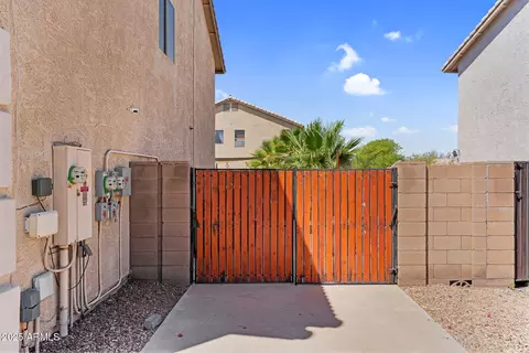 Exterior - 3786 S Chaparral Rd, Apache Junction, AZ 85119 photo 3 of 18