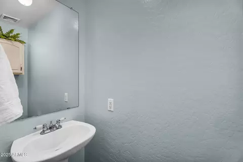 Bath - 3786 S Chaparral Rd, Apache Junction, AZ 85119 photo 3 of 3