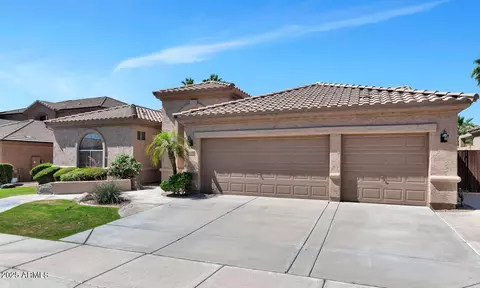 1621 W Wildwood Dr, Phoenix, AZ 85045