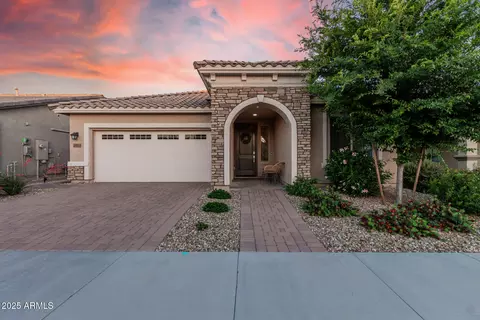 24953 N 172nd Dr, Surprise, AZ 85387