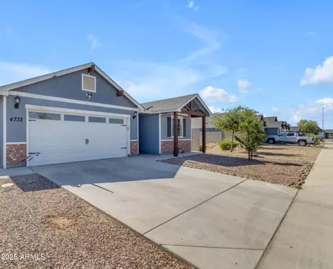 4732 S 38th Gln, Phoenix, AZ 85041 photo 2