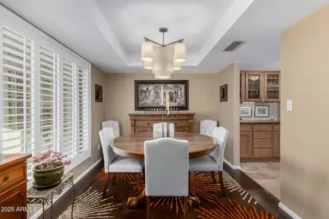 410 E Beck Ln, Phoenix, AZ 85022 photo 7
