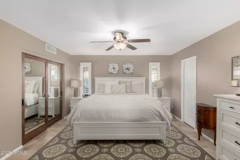 410 E Beck Ln, Phoenix, AZ 85022 photo 17