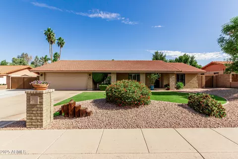 410 E Beck Ln, Phoenix, AZ 85022 photo 2
