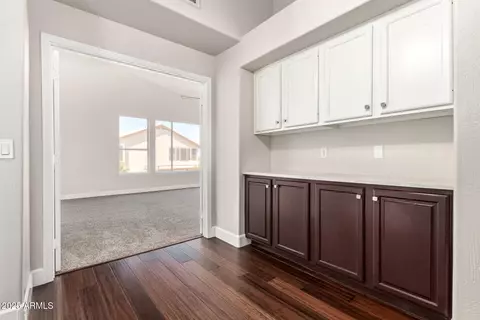 Entry Way - 3132 E Wildwood Dr, Phoenix, AZ 85048 photo 3 of 3