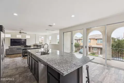 4353 Erie St, Gilbert, AZ 85295 photo 2