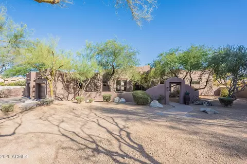Exterior - 3405 E Knox Rd, Phoenix, AZ 85044 photo 3 of 18