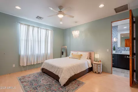 Bedroom - 3405 E Knox Rd, Phoenix, AZ 85044 photo 4 of 7