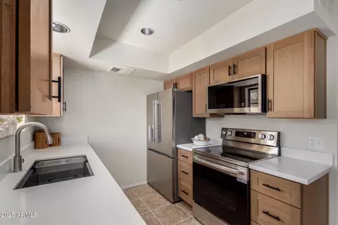 16336 E Palisades Blvd #4, Fountain Hills, AZ 85268