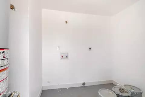 Other - 927 E Greenway Rd, Phoenix, AZ 85042 photo 9 of 10